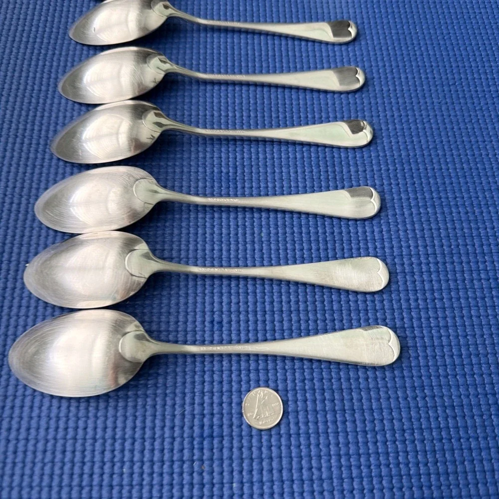 Vintage Birks Regency Plate pattern: Queen Mary- 8 Dinner Spoons 7
